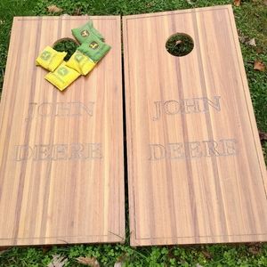 John deere regulation corn hole game with bags